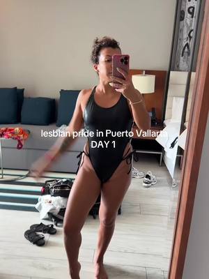 A post by @yolyredrum on TikTok caption: #wlw 