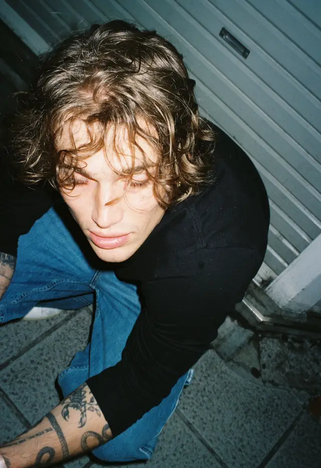A post by @vhackerr on TikTok caption: arigatō