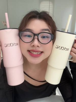A post by @sreynea_nea on TikTok caption: Unboxing ដបទឹក Weyoung 🥹💕 #sreyneanea #sreynea #weyoung #weyoungcambodia 