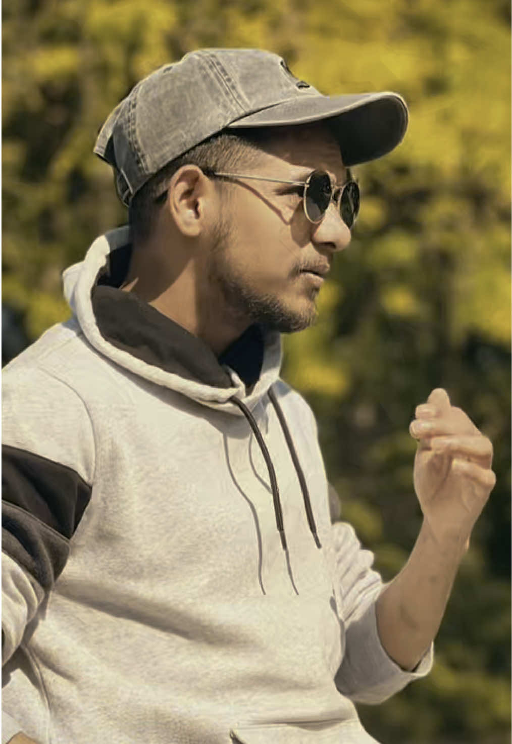 A post by @rakib_bd999 on TikTok caption: #bangladesh #musabbir_🇧🇩 @TikTok France @TikTok Bangladesh 