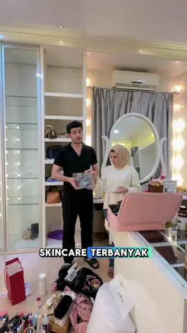 A post by @akashellahi on TikTok caption: Masih banyak nggak habis habis #akashellahi #elvyaabdullah 