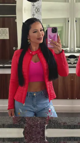 A post by @florinadragomir5 on TikTok caption: #fyp 