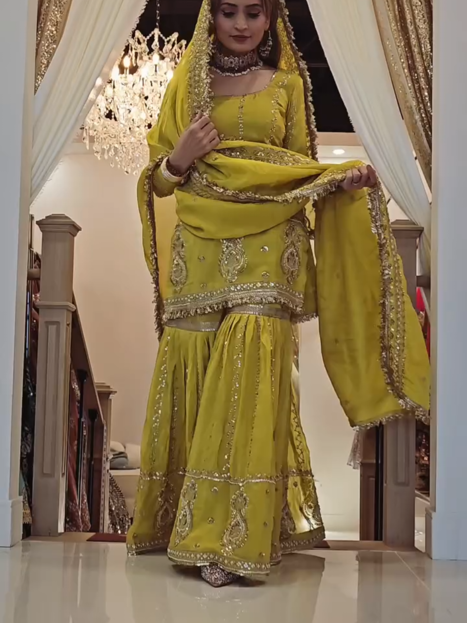 A post by @toni_collection on TikTok caption: #fashionlady #suitlife #weddingsuit #boutiqueclothing #ladiesclothes #sharara #punjabisuit #viral #clothes 