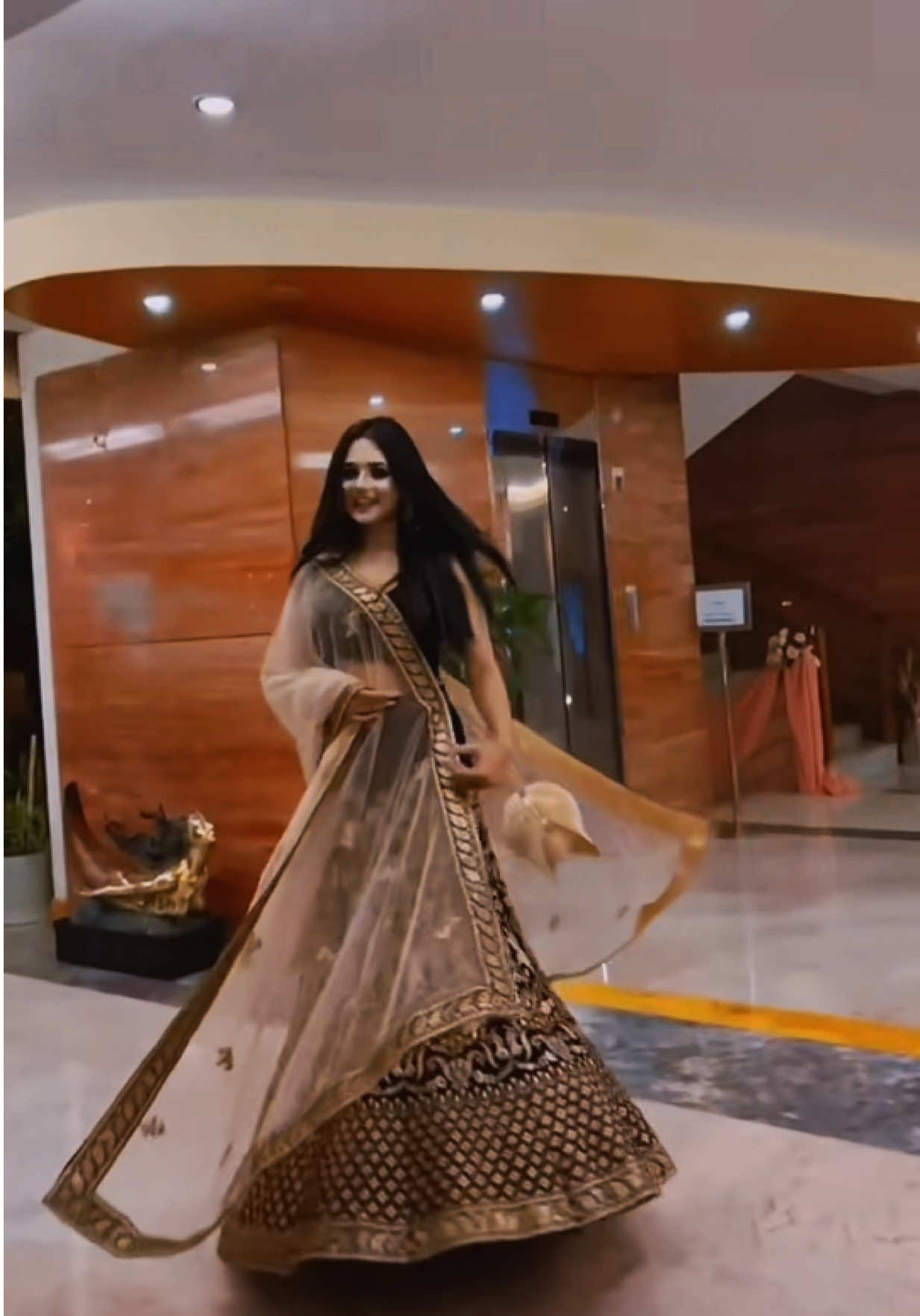 A post by @anamikaoyshe0008 on TikTok caption: গানের কথাগুলো খুব ভালো লাগে এখন❤️‍🩹 Just feel this line☠️🔥#anamikaoyshe 