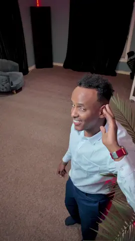 A post by @abdalajamaal on TikTok caption: Alhamdulilaah Soo Qora 💬  #abdalajamaall #somlitiktok #somaliyoutubers #hargeisa #muqdisho 