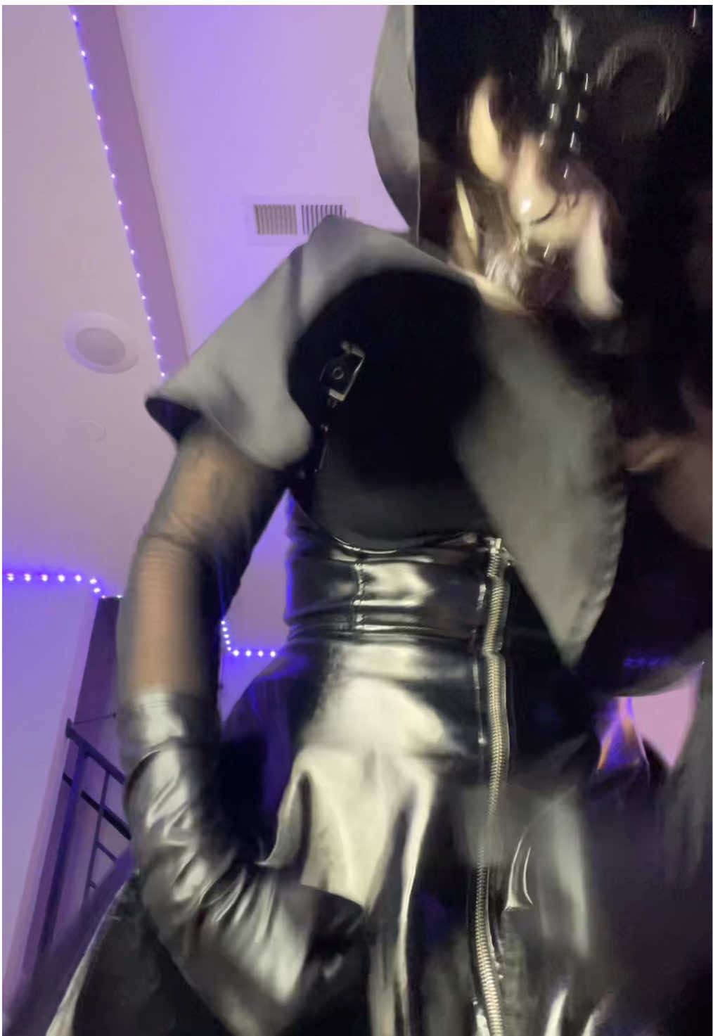 A post by @slimthicccsenpai on TikTok caption: me sneaking back onto your timeline🚶‍♀️