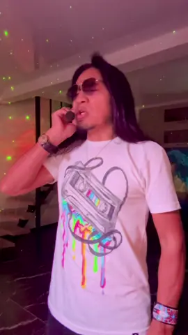 A post by @ammorett on TikTok caption: Musica instrumental #musicacristiana #musica #fyp #viraltiktok #gospelmusic #alabanza #flute #musicaenvivo #creatorsearchinsights #pourtoi #musique #parati #top #müzik #fürdich #dlaciebie #muzyka #ecuatorianosporelmundo🇪🇨🌏💫 #przyroda #индеец #блогеры #флейта #музыка #топчик #длятебя 