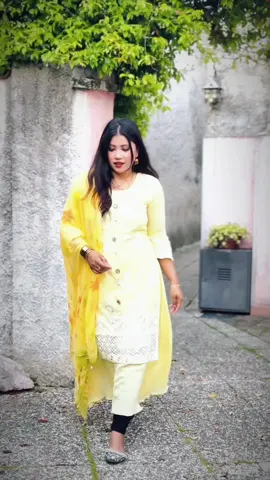 A post by @_farjana_mitu on TikTok caption: 💛🤍 #team_mitu#farjanamitu#wasirdidi#mituthebest#Rafsannahiyan#foryou#perte#tiktokitaly#CapCut  