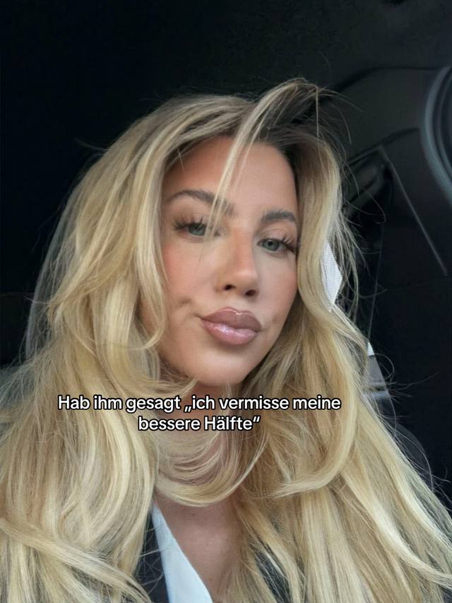 A post by @hannihase on TikTok caption: #fy #fyp #foryou #bff #trend #airball #holy #lustig #humor #plotttwist #bestie #love #hannihase #fun @berfin 