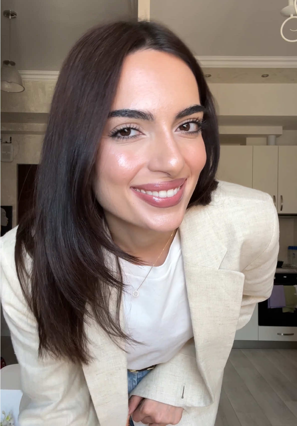 A post by @evelinakhanoyan on TikTok caption: Վերջին մասը 🥹😭 #teampupsiki 