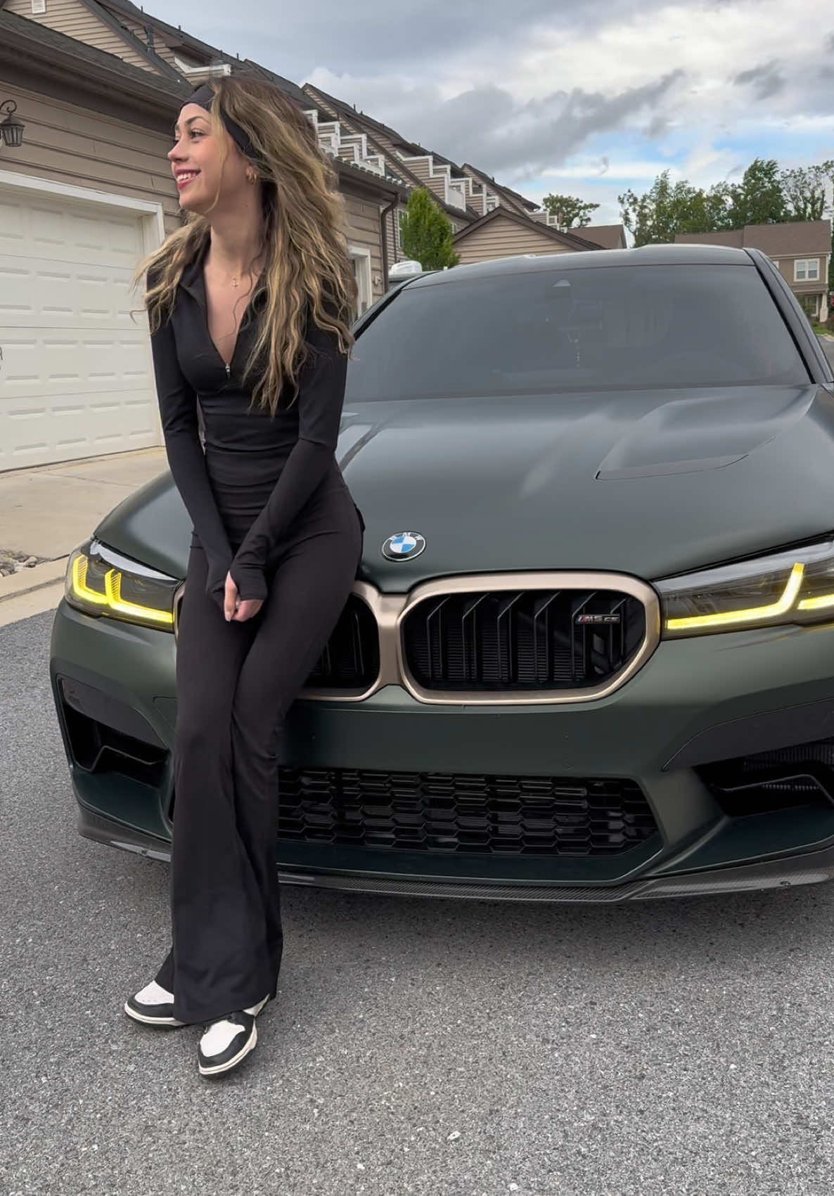 A post by @ivanitaalomeli on TikTok caption: What sound is best 😂