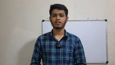A post by @shikhunitalian on TikTok caption: ইতালিয়ান ভাষা সচরাচর তুলনামূলক বাক্যগুলো যেভাবে তৈরি করতে হয়। Course information - 3510459216 (WhatsApp massage)