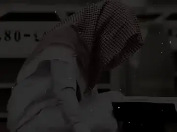 A post by @quran_islamiq on TikTok caption: #ولا_تحسبن_الله_غافلا_عما_يعمل_الظالمون_ #ألا_بذكر_الله_تطمئن_القلوب #اللهم_لك_الحمد_ولك_الشكر_حتى_ترضى 