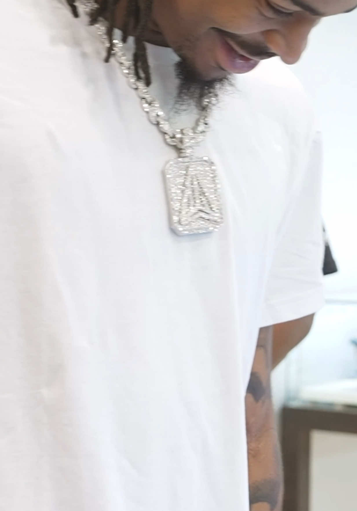 A post by @icebox on TikTok caption: Who is this? 👀🏀