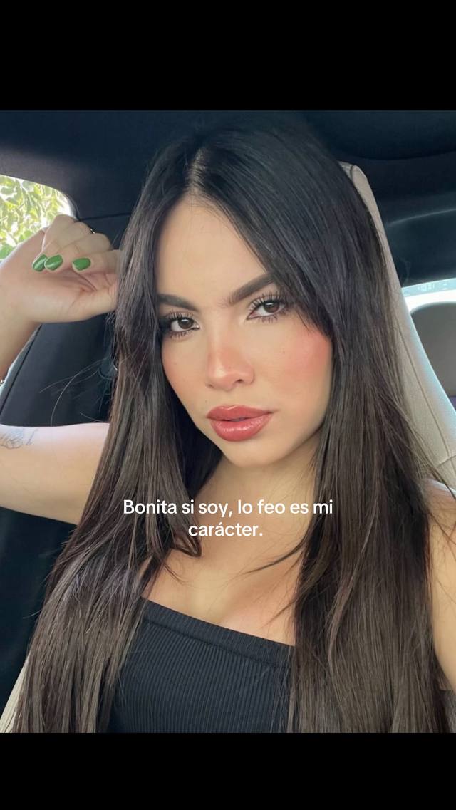 A post by @amyreyhu on TikTok caption: Algún defecto tenía que salirme. 🙂‍↔️🤪 #fyp #foryoupage #fypシ゚ 