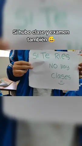 A post by @profejeff on TikTok caption: Sí hubo clase y examen también 😅 #profejeff #lomaximo #matematicas #estudiantes #profesores #docentes #alumnos 