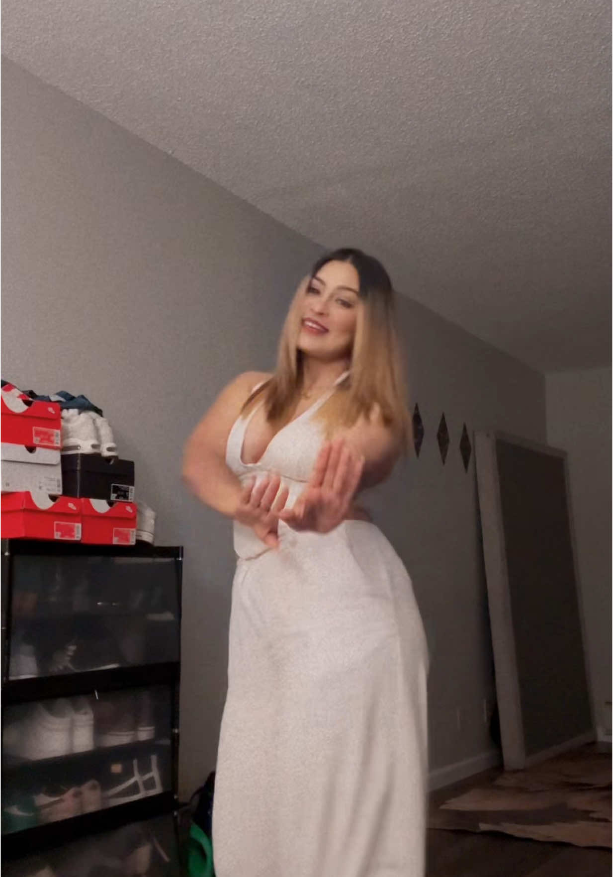 A post by @helloshre on TikTok caption: Oki last one🤭#trending #foryoupage #viral 