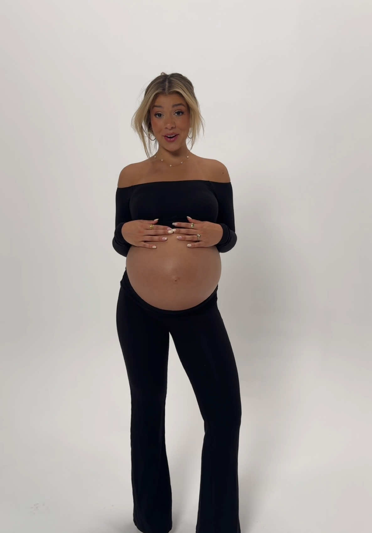 A post by @jenniferaffleckk on TikTok caption: 34 weeks !! 🥺 do you think we’re having a boy or girl?? 🙈 #pregnant #pregnancyjourney #34weekspregnant 