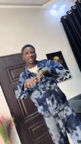 A post by @officialbigg_jiggyy on TikTok caption: It feel good to share this music with you guys by @callmemicle  Tittle:kpokkpodi #goviral #fyp #fypシ゚viral🖤tiktok 