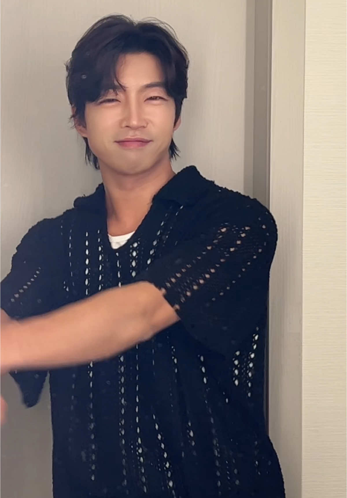 A post by @shinsama422 on TikTok caption: I love this dance 😏