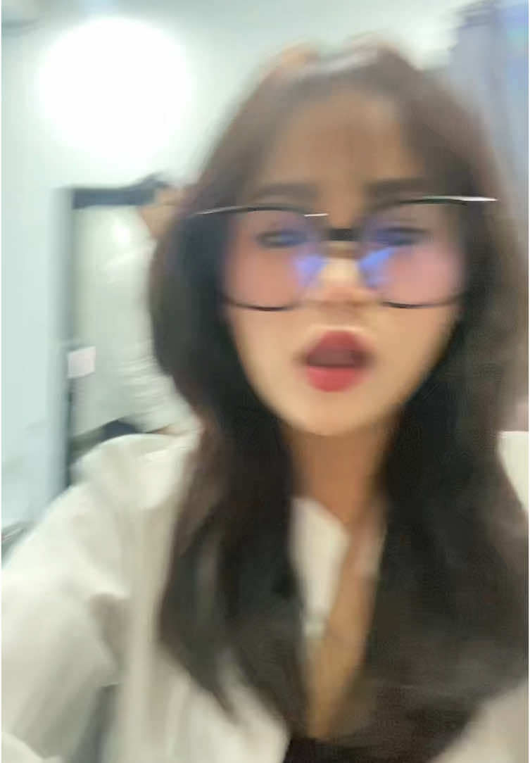 A post by @chech.zy on TikTok caption: @Benndis本  ey Myang 