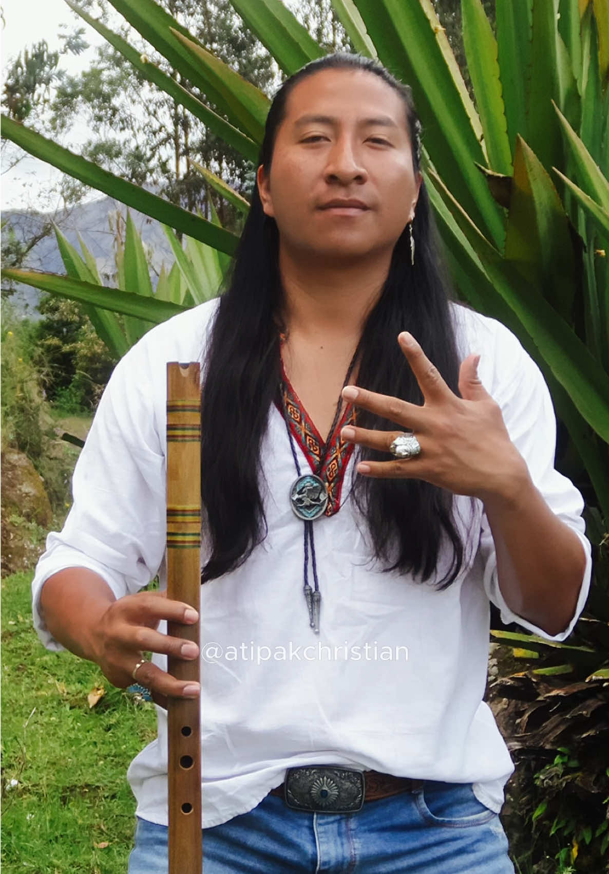 A post by @atipakchristian on TikTok caption: 🚂 Tornero, Volveré, El Tren Que Nos Separa 🔥 REMIX - Pan Flute #andeanmusic #musicaandina  Versión: @J.K. du Dramont 