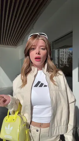 A post by @merveyalcin on TikTok caption: 😚