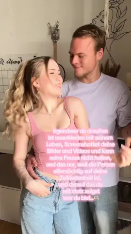 A post by @mom.of.mina.and.oskar on TikTok caption: Denkt immer dran!!!💋#goviral #beconfident #beyourself #teenmom 