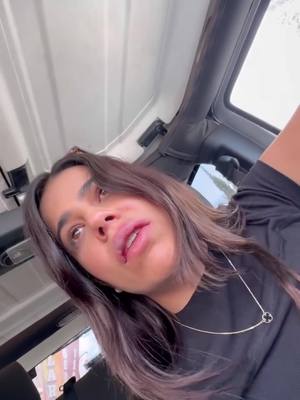 A post by @karleshion41 on TikTok caption: Aquí el Resumen de la recuperación de mis labios y el doctor cirugiamaxilofacialmx me dio muy buenas noticias en mi cita de hoy 🙌🏼 #RecuperaciónExitosa #SaludBucal #CirugíaEstética