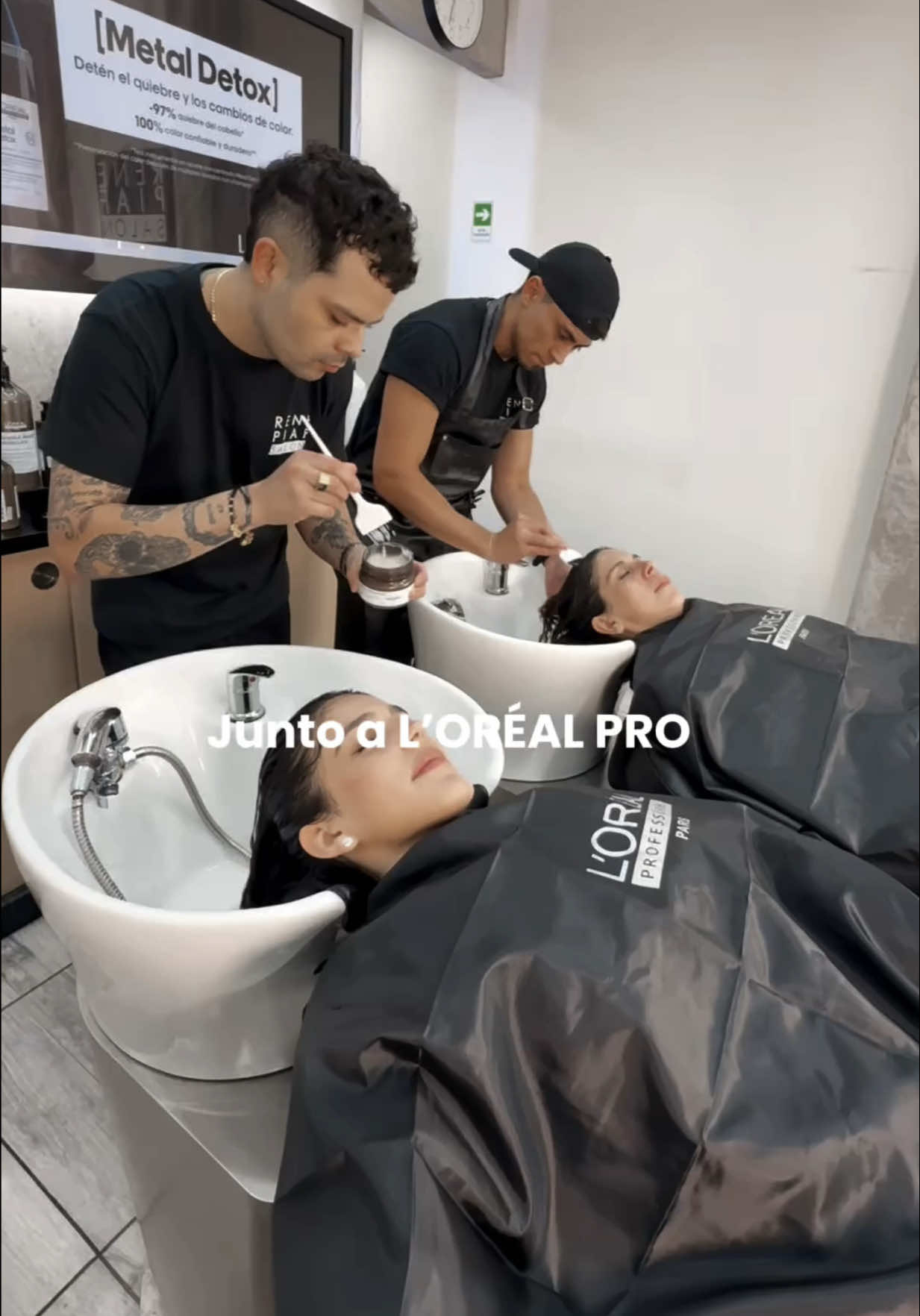 A post by @tatiifernandez._ on TikTok caption: Amamos el resulto final🥹❤️  #Publicidad #Haircare #LorealProChile #AbsolutRepairMolecular @L’Oréal Professionnel 