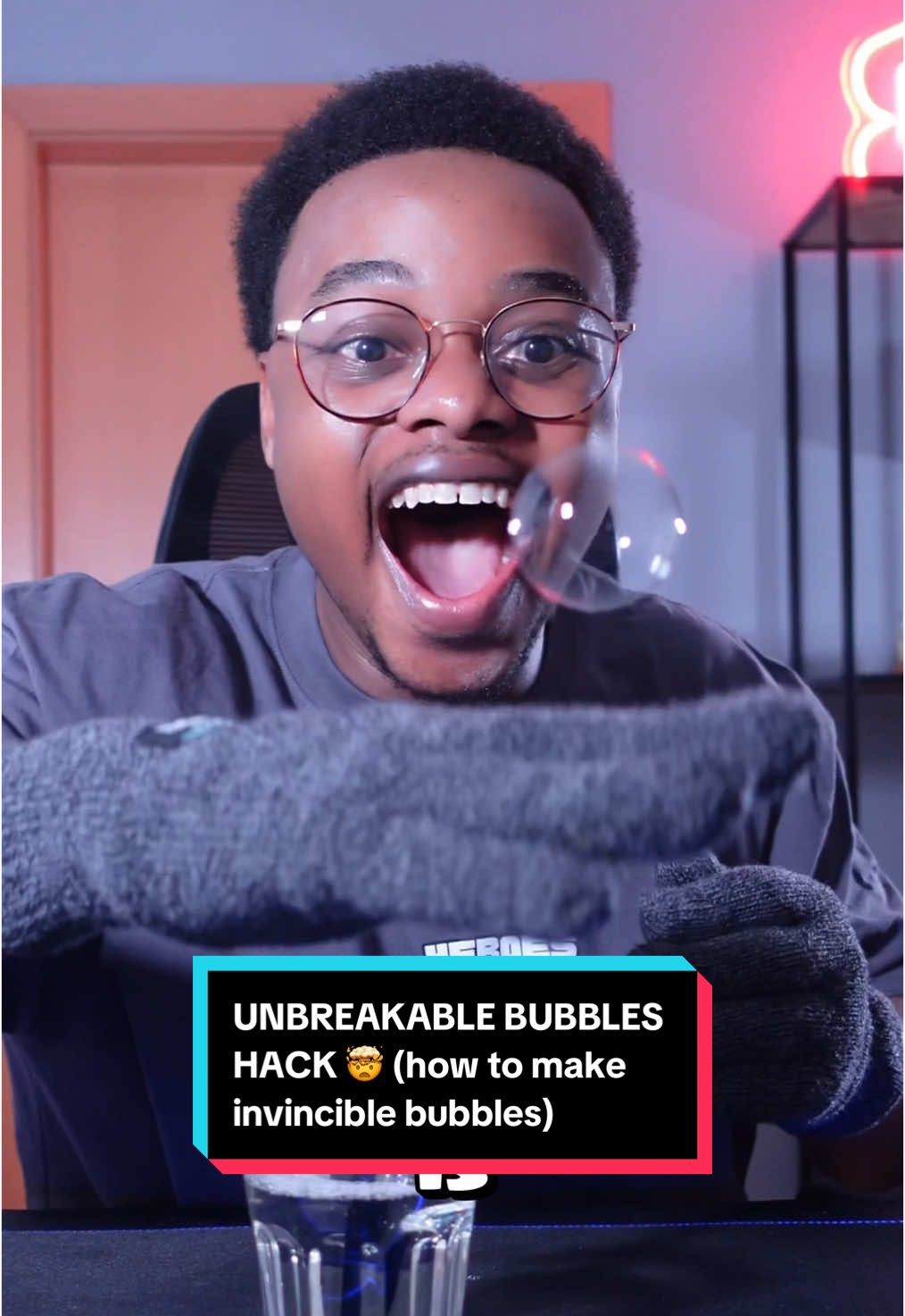 A post by @superherointraining on TikTok caption: UNBREAKABLE BUBBLES HACK 🤯 (how to make invincible bubbles) #lifehack #bubbles #how #hero