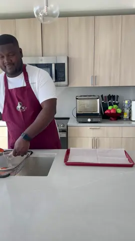 A post by @coconutcup_nyc1 on TikTok caption: Finally, the weekend! Dinner is on me tonight 😆  Click the link in my bio to get your knife set.