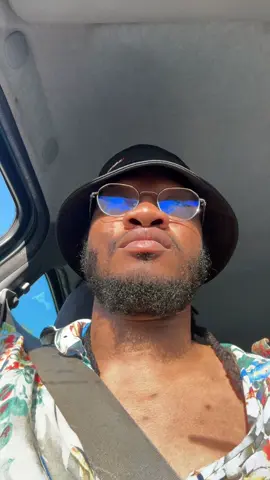 A post by @oncle_boub on TikTok caption: #pourtoi #fyp 
