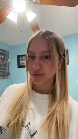 A post by @taylorbabe on TikTok caption: 👄 