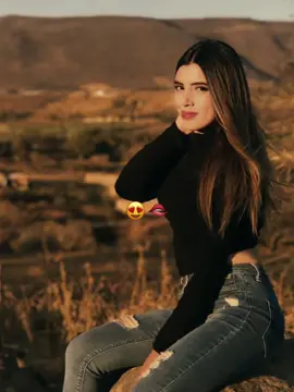 A post by @adrianatorres9917 on TikTok caption: #CapCut #parati #viral #fyp 