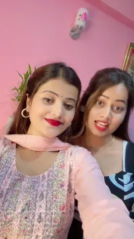 A post by @nivayadav88backup on TikTok caption: Kaatil najariyaa😁 @Sanvi Bhagat❤️ #foryou #nivayadav88 #villagers #parentslove 