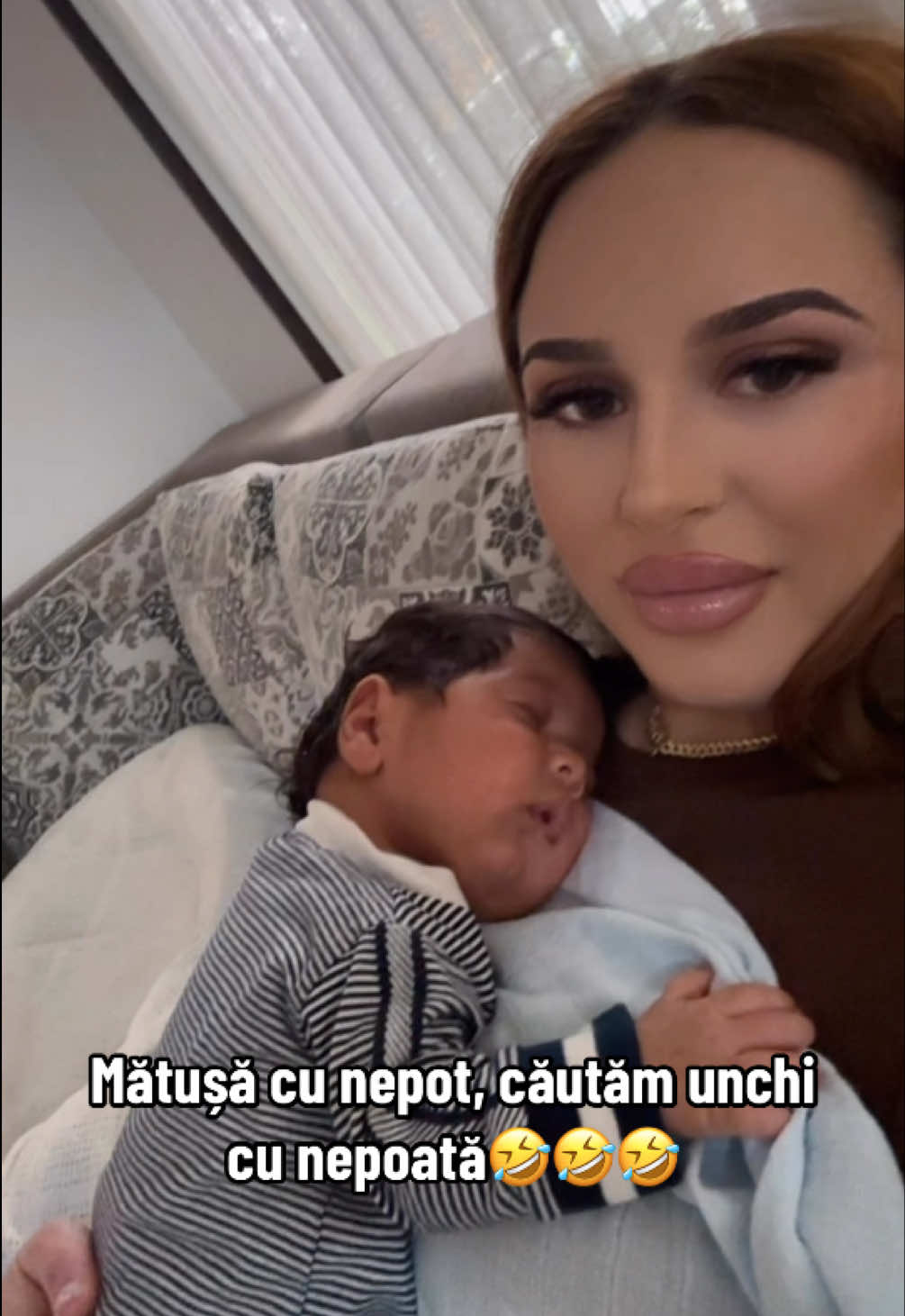 A post by @andreeasiroco17 on TikTok caption: #fyppp #foryouu #foryoupage❤️❤️ #fypシ 😂😂😂😂