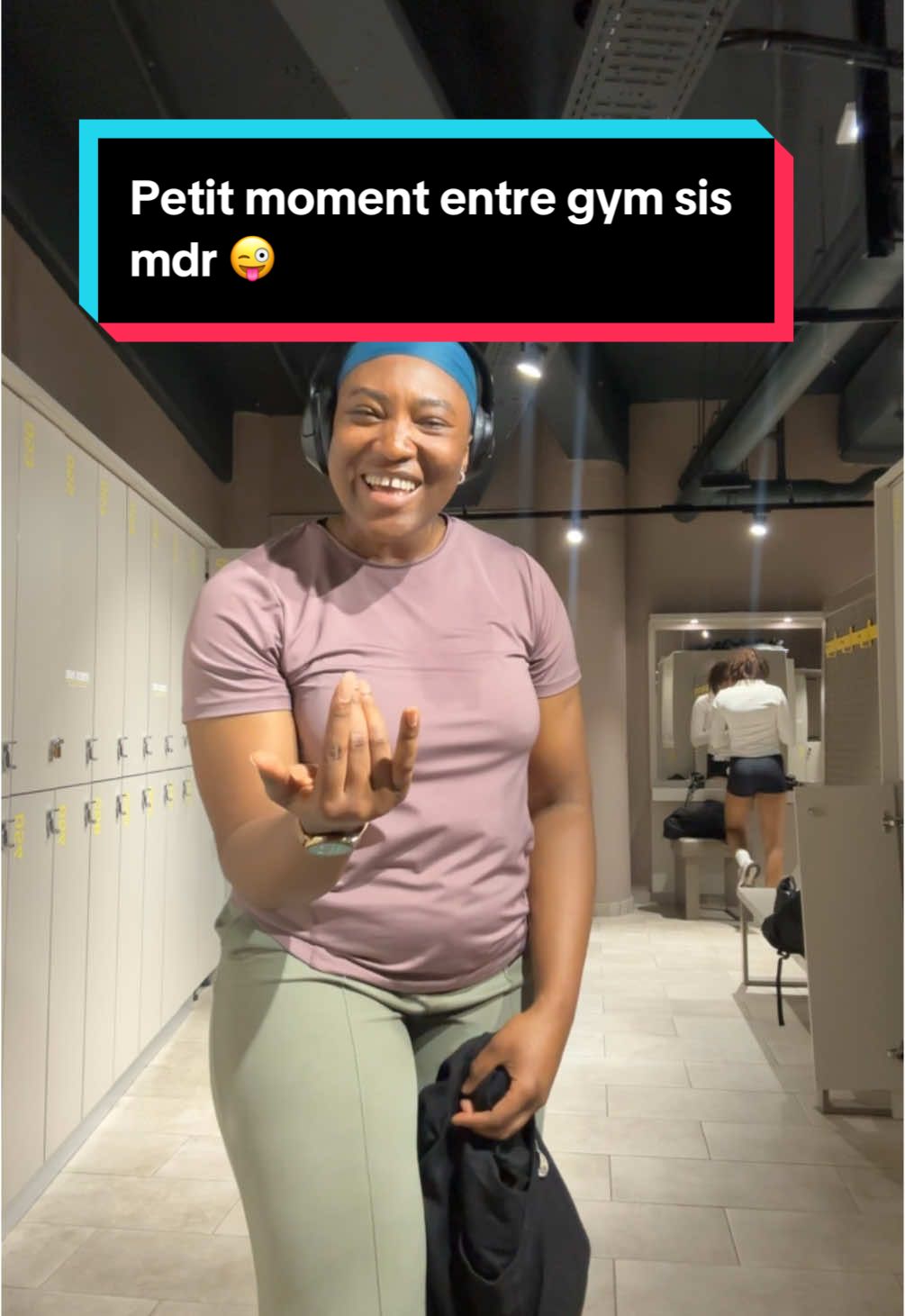 A post by @nate_kams on TikTok caption: Petit moment entre gym sis mdr 😜 