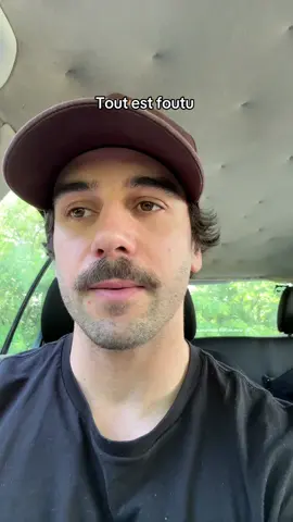 A post by @owlofficiel1 on TikTok caption: C’est la fin du peu de crédibilité restante sur internet. Plus rien ne va être vrai … marquez mes mots. 📘 MON E-BOOK COMPLET SUR LA TRANSFORMATION PHYSIQUE Un guide clair et accessible pour comprendre la nutrition, la musculation, les erreurs à éviter, les plans alimentaires, les programmes adaptés aux objectifs... 🚀 Télécharge-le ici ou sur linktree: 👉https://owlsphere.fr/produit/musculation-le-guide-du-debutant/ 🔥 MES OUTILS ET PARTENAIRES 🔥 🏋️‍♂️ Mon entreprise de coaching : → Coaching personnalisé pour transformer ton physique et ta discipline : 🌐 https://owlsphere.fr 🎯 Mon programme collectif & communauté Discord : → Accès via Patreon pour rejoindre La Sphère des Créateurs (entraide, contenu exclusif, Q&A, entraide entre créateurs) 🧠 https://linktw.in/MIMokm 🏃‍♂️ Tapis de marche pour bosser en bougeant : → -10 % avec le code OWLYSHIT chez Home Fitness Code https://fr.homefitnesscode.com/?ref=lhcwwuam 💪 Compléments de qualité made in France : → -10 % sur tout le site Nutripure avec le code OWLYSHIT 🌿 https://www.nutripure.fr/fr/?s=owlyshit   