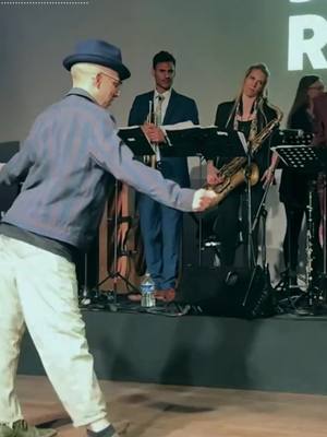 A post by @vl_likh on TikTok caption: #dance