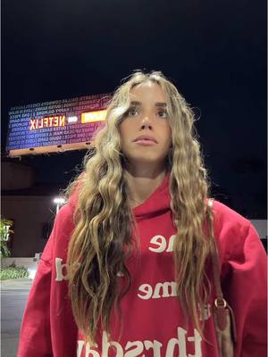 A post by @sadieemckennaa on TikTok caption: ref do something