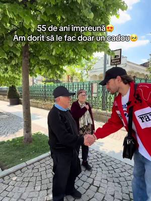 A post by @dima_white.9777 on TikTok caption: Ce pereche frumoasă😍 Pacat ca oamenii care erau cu ei,le-au spus ceva de rău de noi🥺#fy #fyp #foryou #foryoupage #moldova #chisinau #romania #iasi 