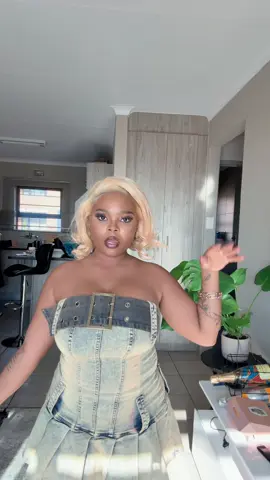 A post by @.lindokuhle_khoza on TikTok caption: 😂😂