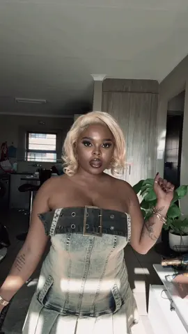 A post by @.lindokuhle_khoza on TikTok caption: 🌸