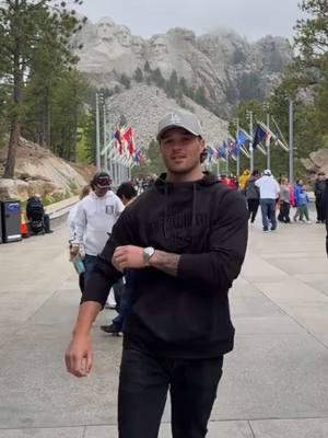 A post by @tylernolan on TikTok caption: Brought the woah to Mount Rushmore with the fam