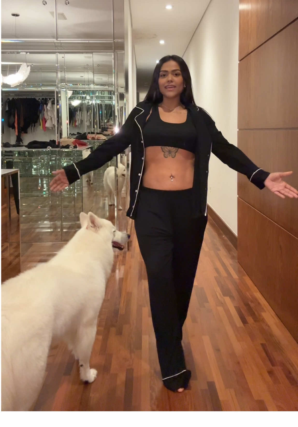 A post by @camilaloures on TikTok