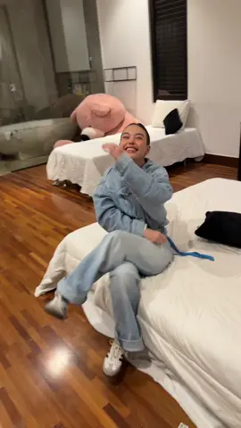 A post by @camilaloures on TikTok