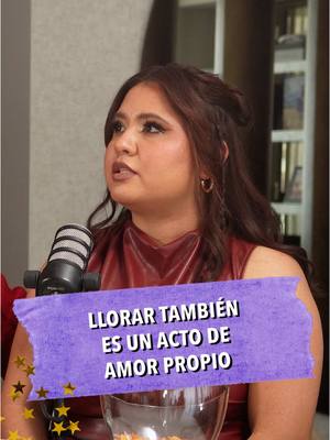 A post by @seis.de.copas on TikTok caption: Se lo dijeron a Pris y lo sentimos nosotras ❤️‍🩹. Envíale este clip a quien crees que necesite escuchar esto. Ep 42 | T3 - “Cosas que me hacen sentir amada” @Diana Wong  #6dc#Podcast #seisdecopas #fyp