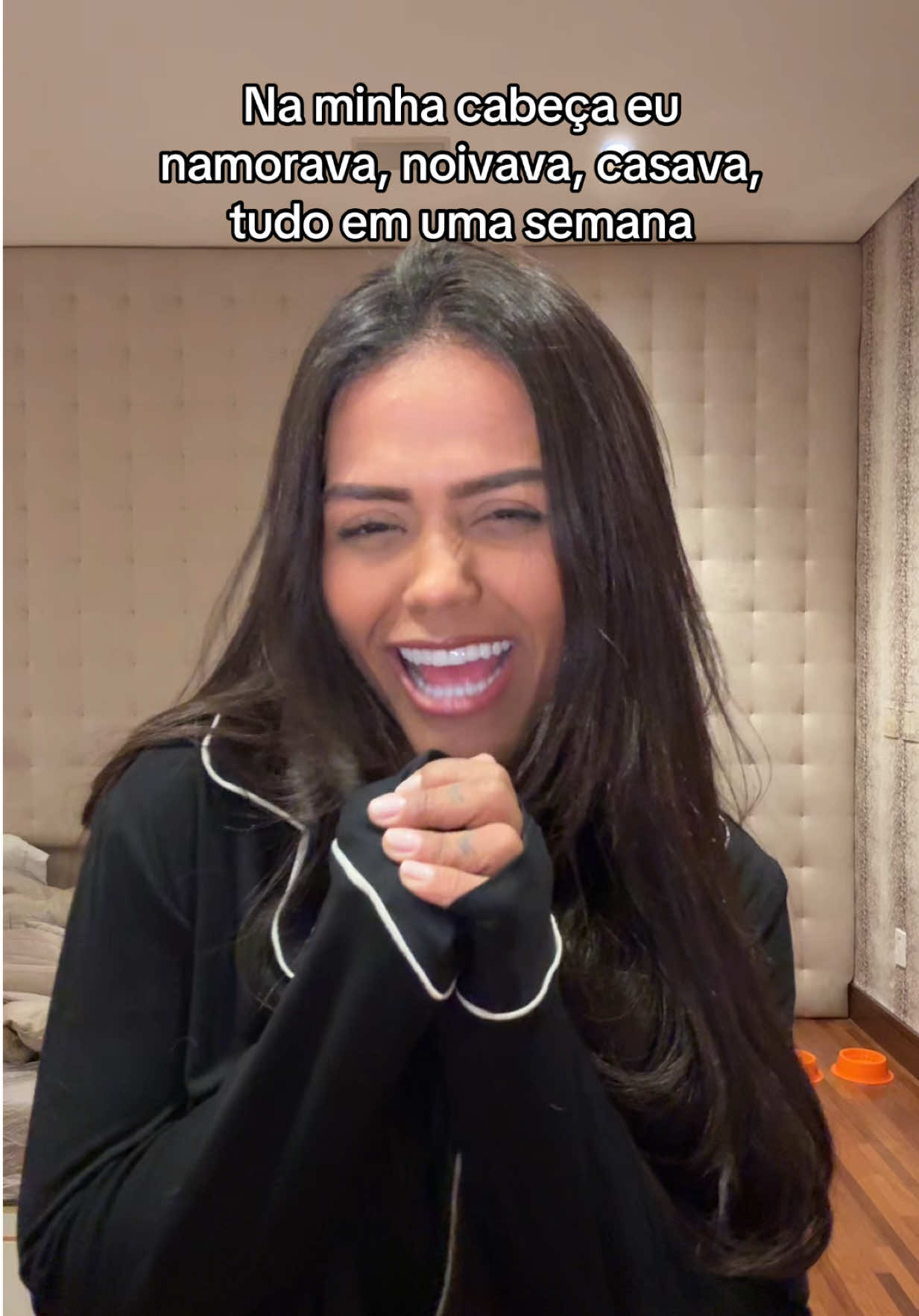 A post by @camilaloures on TikTok