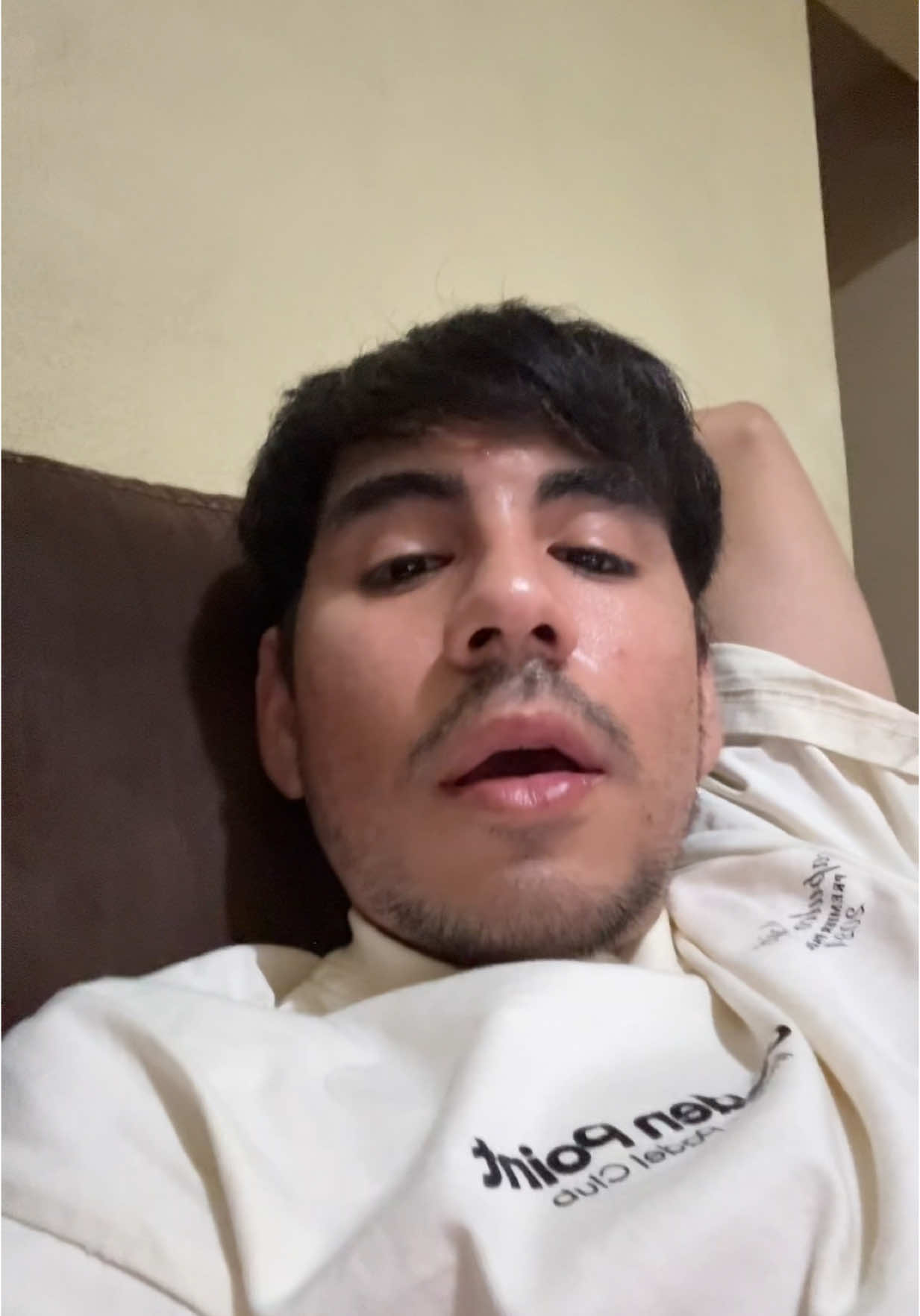A post by @yamirootz on TikTok caption: Tengo una idea no sé si🗣️ #ivancornejo 